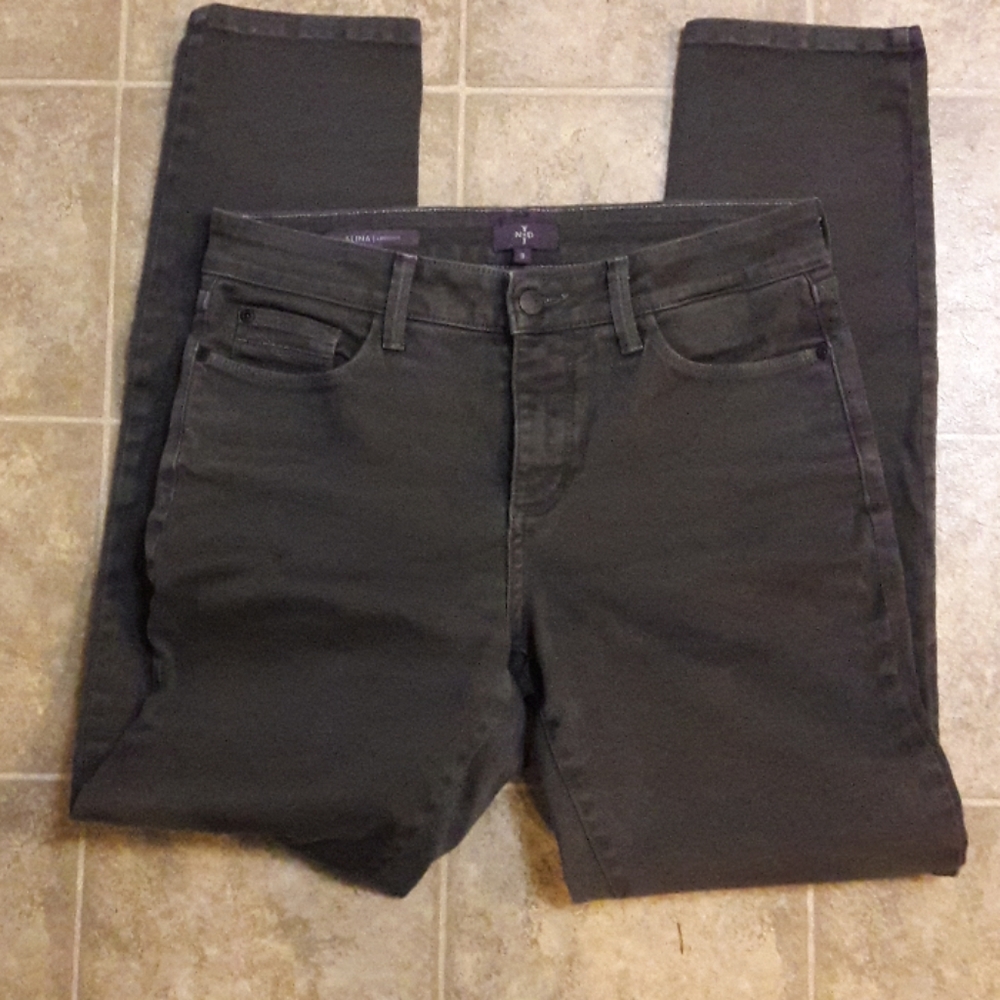Charcoal grey denim leggings.